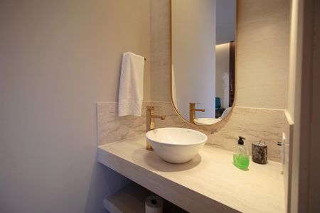 Casa de condomínio à venda com 500m², 3 quartos e 4 vagasBanheiro da Suíte 3