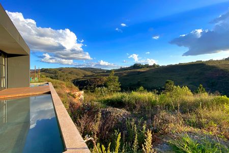 Casa de condomínio à venda com 500m², 3 quartos e 4 vagas Casa de condomínio à venda com 500m², 3 quartos e 4 vagasVista Lago