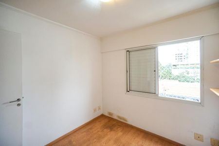 Apartamento à venda com 120m², 3 quartos e 2 vagas Apartamento à venda com 120m², 3 quartos e 2 vagasQuarto 02