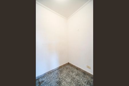 Apartamento à venda com 120m², 3 quartos e 2 vagas Apartamento à venda com 120m², 3 quartos e 2 vagasQuarto de serviço