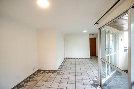 Apartamento à venda com 120m², 3 quartos e 2 vagas Apartamento à venda com 120m², 3 quartos e 2 vagasSala