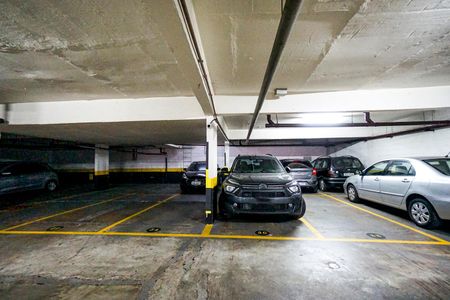 Apartamento à venda com 120m², 3 quartos e 2 vagas Apartamento à venda com 120m², 3 quartos e 2 vagasGaragem