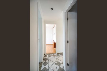 Apartamento à venda com 120m², 3 quartos e 2 vagas Apartamento à venda com 120m², 3 quartos e 2 vagasCorredor dos quartos