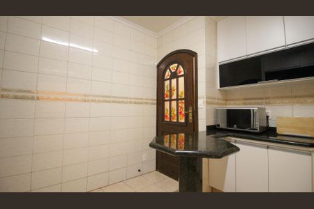 Casa à venda com 300m², 3 quartos e 2 vagas Casa à venda com 300m², 3 quartos e 2 vagasCozinha