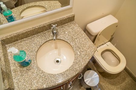 Apartamento à venda com 146m², 3 quartos e 3 vagas Apartamento à venda com 146m², 3 quartos e 3 vagasLavabo