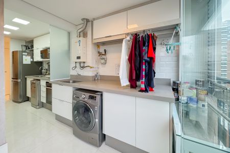 Apartamento à venda com 70m², 2 quartos e 1 vaga Apartamento à venda com 70m², 2 quartos e 1 vagaÁrea de Serviço