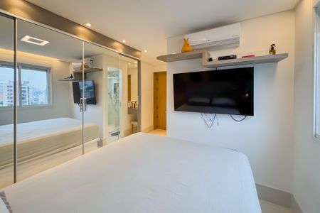 Apartamento à venda com 70m², 2 quartos e 1 vaga Apartamento à venda com 70m², 2 quartos e 1 vagaSuíte