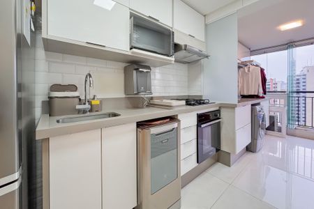 Apartamento à venda com 70m², 2 quartos e 1 vaga Apartamento à venda com 70m², 2 quartos e 1 vagaCozinha