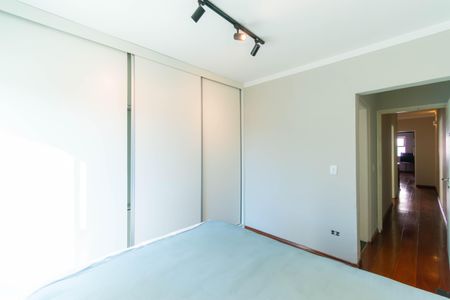 Casa à venda com 154m², 3 quartos e 2 vagas Casa à venda com 154m², 3 quartos e 2 vagasSuíte 1