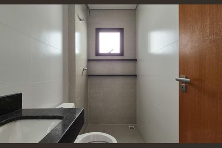 Apartamento à venda com 127m², 2 quartos e 2 vagas Apartamento à venda com 127m², 2 quartos e 2 vagasBanheiro da suíte