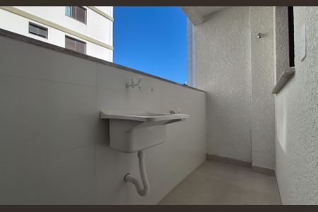 Apartamento à venda com 127m², 2 quartos e 2 vagas Apartamento à venda com 127m², 2 quartos e 2 vagasLavanderia