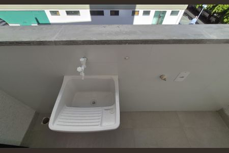 Apartamento à venda com 127m², 2 quartos e 2 vagas Apartamento à venda com 127m², 2 quartos e 2 vagasLavanderia