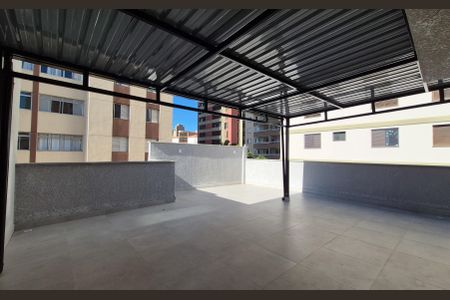 Apartamento à venda com 127m², 2 quartos e 2 vagas Apartamento à venda com 127m², 2 quartos e 2 vagasCobertura