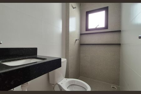 Apartamento à venda com 127m², 2 quartos e 2 vagas Apartamento à venda com 127m², 2 quartos e 2 vagasBanheiro da suíte