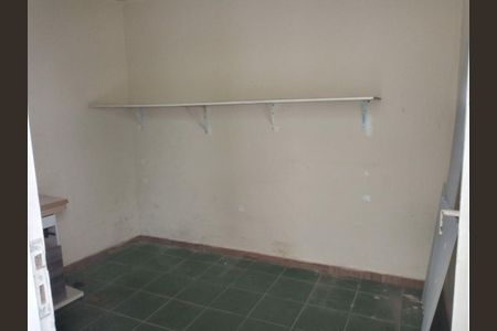 Casa à venda com 220m², 3 quartos e 2 vagas