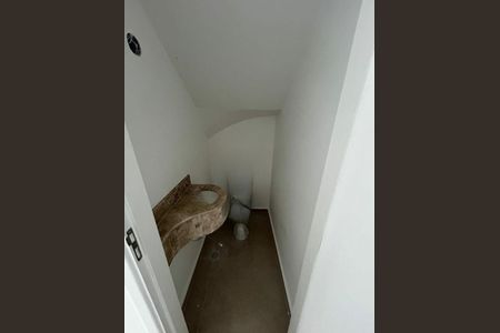 Casa à venda com 167m², 3 quartos e 6 vagas