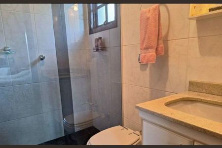 Casa à venda com 165m², 3 quartos e 4 vagas
