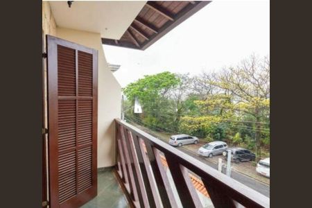 Casa à venda com 165m², 3 quartos e 4 vagas