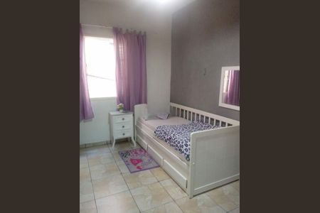 Casa à venda com 158m², 2 quartos e 2 vagas