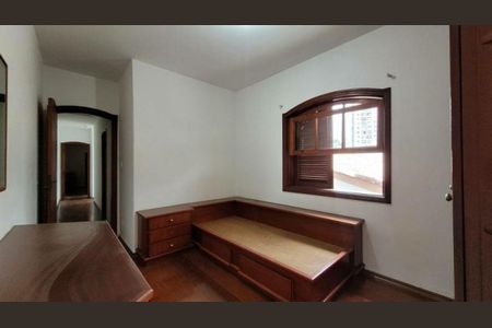 Casa à venda com 148m², 3 quartos e 2 vagas