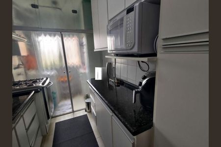 Apartamento à venda com 64m², 3 quartos e 1 vaga