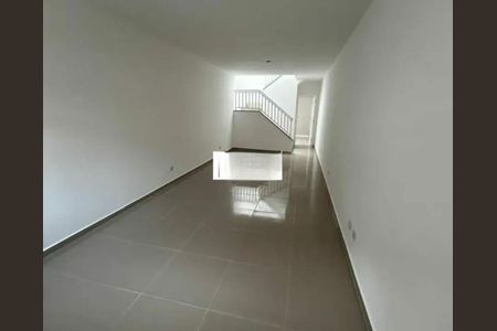 Casa à venda com 167m², 3 quartos e 3 vagas