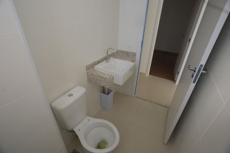 Apartamento à venda com 60m², 2 quartos e 2 vagasBanheiro