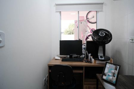 Casa à venda com 200m², 3 quartos e 2 vagasEscritório