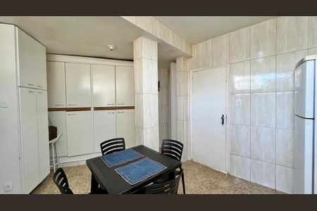 Apartamento à venda com 154m², 4 quartos e 1 vaga Apartamento à venda com 154m², 4 quartos e 1 vagaCozinha