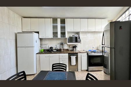 Apartamento à venda com 154m², 4 quartos e 1 vaga Apartamento à venda com 154m², 4 quartos e 1 vagaCozinha