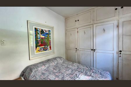 Apartamento à venda com 154m², 4 quartos e 1 vaga Apartamento à venda com 154m², 4 quartos e 1 vagaQuarto 2