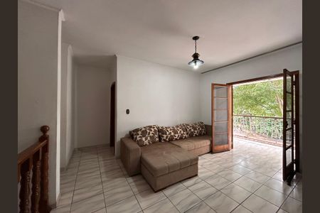 Casa à venda com 592m², 4 quartos e 6 vagas Casa à venda com 592m², 4 quartos e 6 vagasSala 3