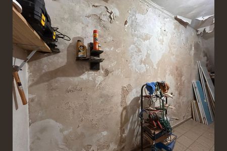 Casa à venda com 592m², 4 quartos e 6 vagas Casa à venda com 592m², 4 quartos e 6 vagasÁrea comum