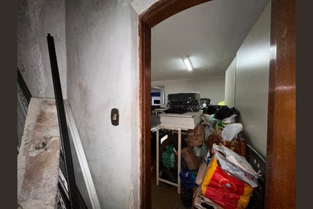 Casa à venda com 592m², 4 quartos e 6 vagas Casa à venda com 592m², 4 quartos e 6 vagasÁrea comum