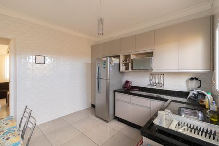 Casa de condomínio à venda com 100m², 2 quartos e 2 vagas Casa de condomínio à venda com 100m², 2 quartos e 2 vagasCozinha