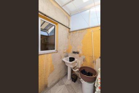 Casa de condomínio à venda com 100m², 2 quartos e 2 vagas Casa de condomínio à venda com 100m², 2 quartos e 2 vagasÁrea de Serviço