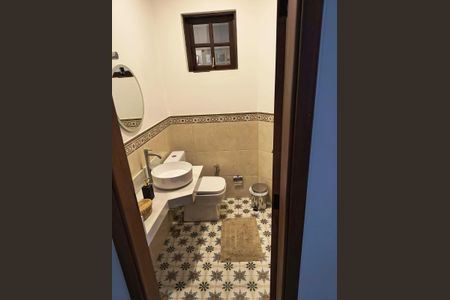 Casa de condomínio à venda com 188m², 3 quartos e 2 vagas Casa de condomínio à venda com 188m², 3 quartos e 2 vagasLavabo
