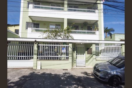 Apartamento à venda com 76m², 2 quartos e 1 vagaFachada