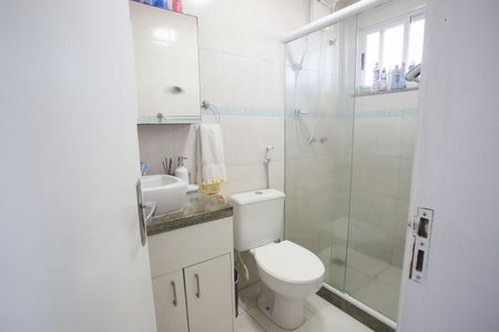 Apartamento à venda com 76m², 2 quartos e 1 vagaBanheiro da Suíte