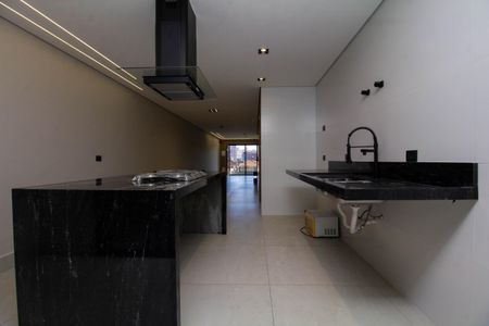 Casa à venda com 192m², 3 quartos e 3 vagas Casa à venda com 192m², 3 quartos e 3 vagasCozinha