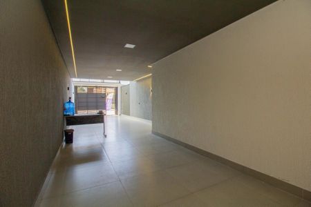 Casa à venda com 192m², 3 quartos e 3 vagas Casa à venda com 192m², 3 quartos e 3 vagasGaragem