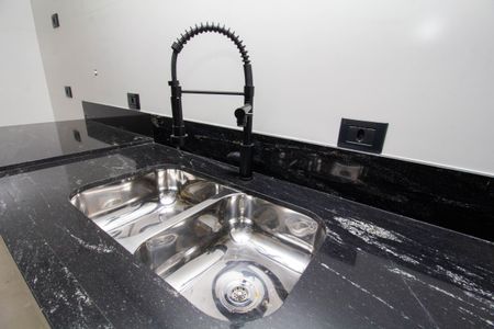 Casa à venda com 192m², 3 quartos e 3 vagas Casa à venda com 192m², 3 quartos e 3 vagasCozinha