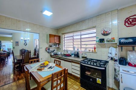 Casa à venda com 220m², 3 quartos e 2 vagasCozinha