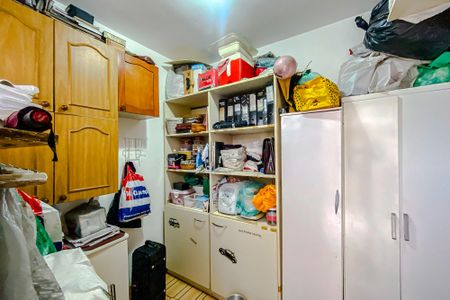 Casa à venda com 220m², 3 quartos e 2 vagasQuarto de Serviço