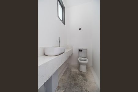 Casa de condomínio à venda com 230m², 3 quartos e 3 vagas Casa de condomínio à venda com 230m², 3 quartos e 3 vagasLavabo