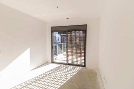 Casa de condomínio à venda com 230m², 3 quartos e 3 vagas Casa de condomínio à venda com 230m², 3 quartos e 3 vagasSuíte 1