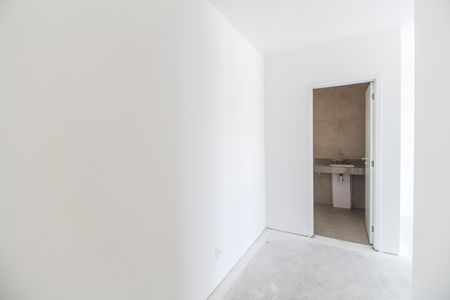 Casa de condomínio à venda com 230m², 3 quartos e 3 vagas Casa de condomínio à venda com 230m², 3 quartos e 3 vagasCloset da suíte 2