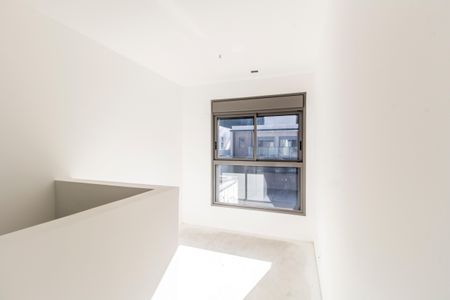 Casa de condomínio à venda com 230m², 3 quartos e 3 vagas Casa de condomínio à venda com 230m², 3 quartos e 3 vagasSala 2