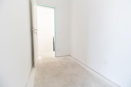 Casa de condomínio à venda com 230m², 3 quartos e 3 vagas Casa de condomínio à venda com 230m², 3 quartos e 3 vagasCloset da suíte 2