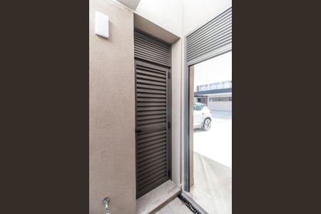 Casa de condomínio à venda com 230m², 3 quartos e 3 vagas Casa de condomínio à venda com 230m², 3 quartos e 3 vagasDepósito